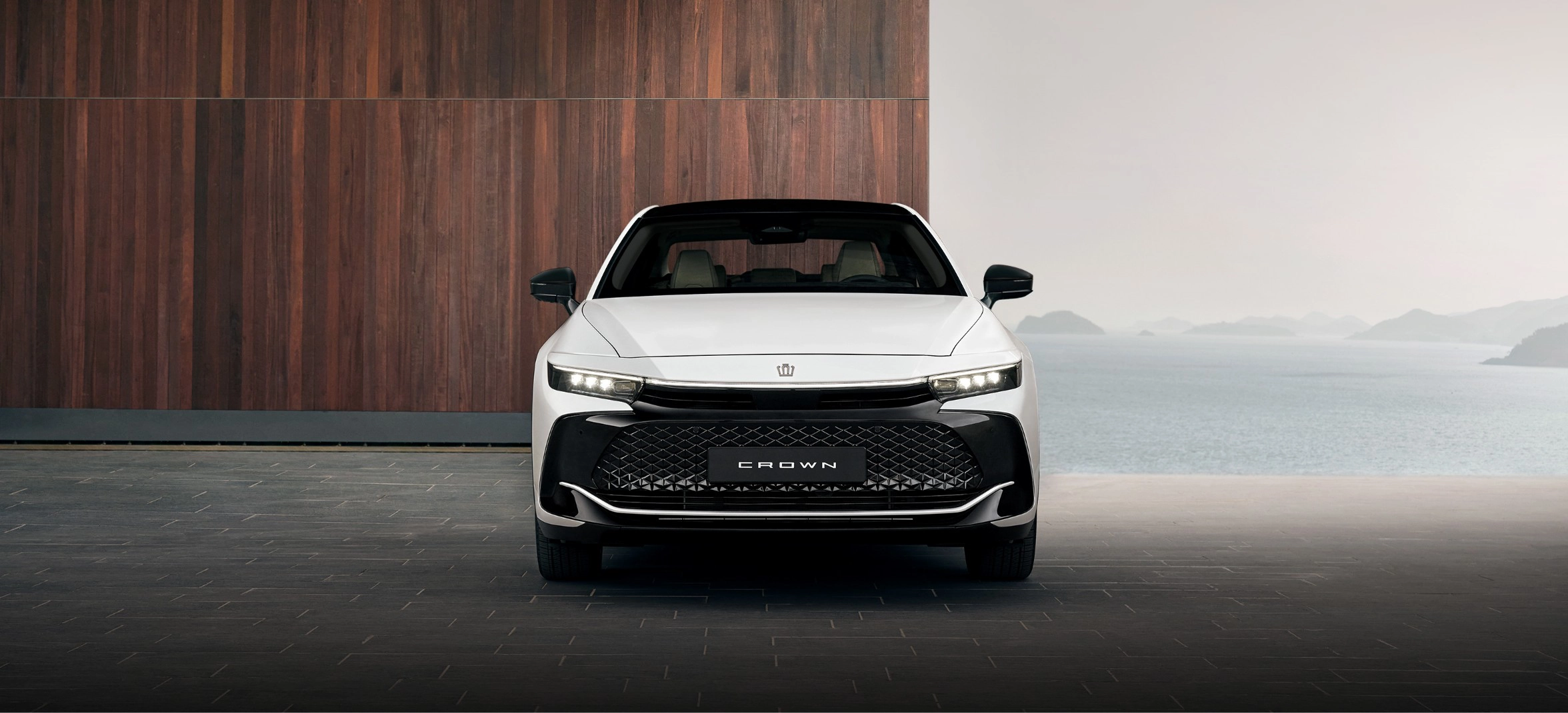 348PS 시스템 총 출력 E-Four Advanced 사륜구동(AWD) 시스템