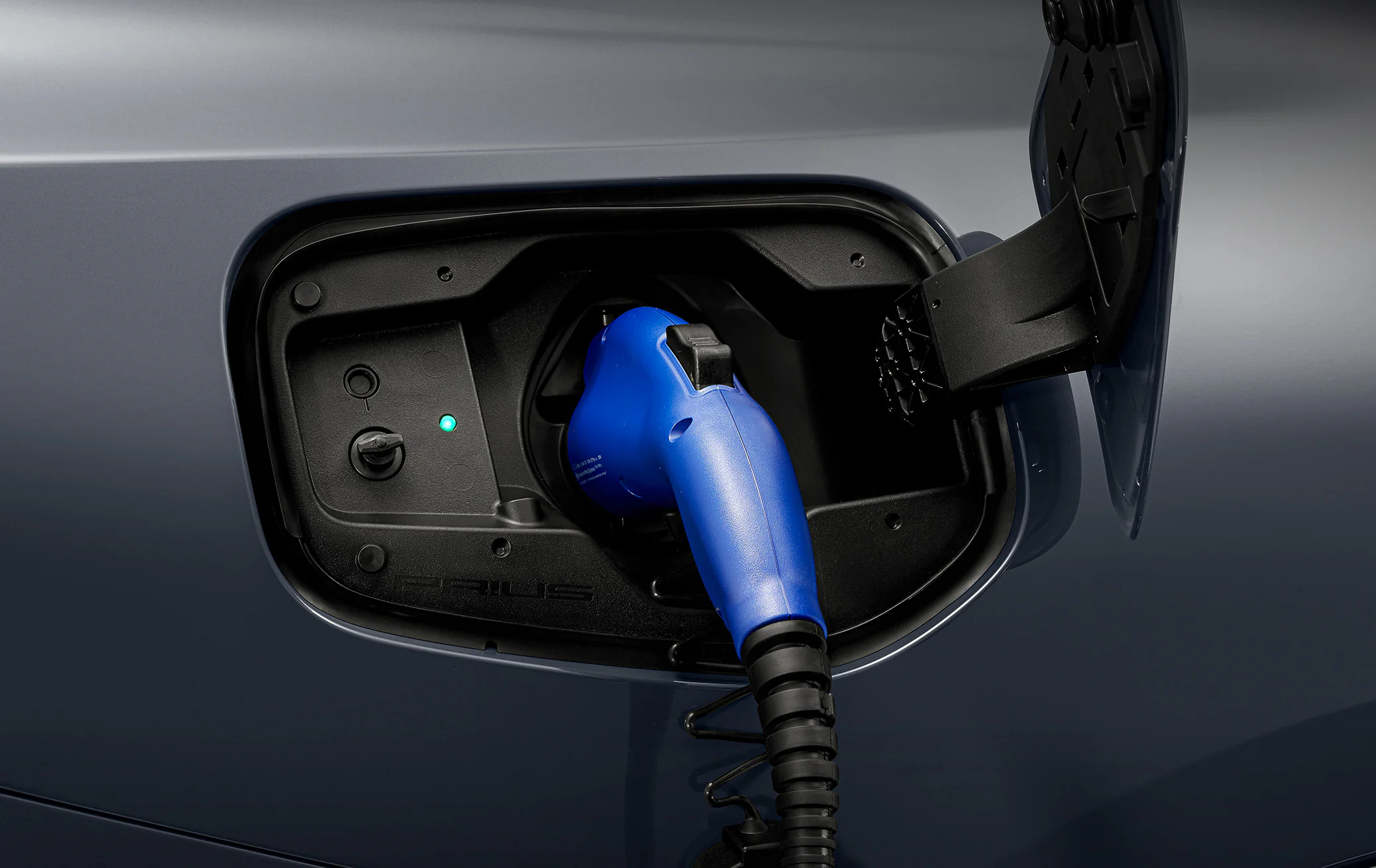 1회 충전 주행거리 64km의 EV 주행거리